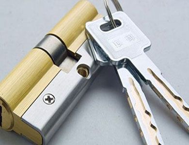 源城24小时上门开锁公司