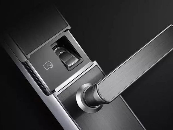 源城24小时上门开锁公司